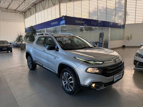 FIAT TORO 2.0 16V TURBO DIESEL VOLCANO 4WD AT9
